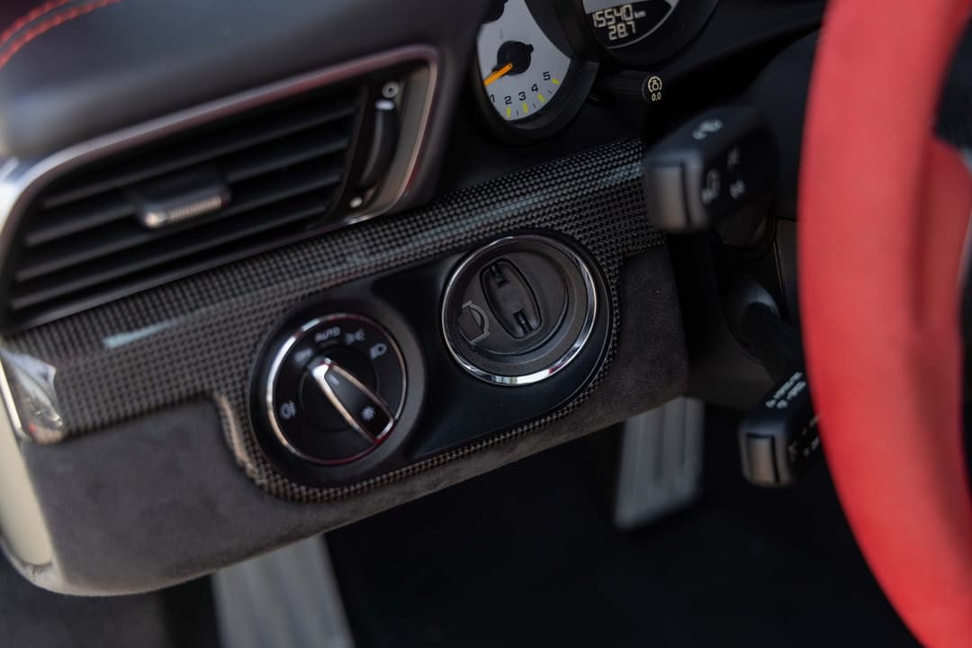 prev image