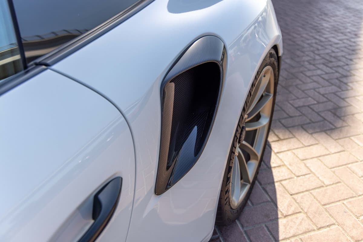 image 25 of car Porsche 911 GT2 RS