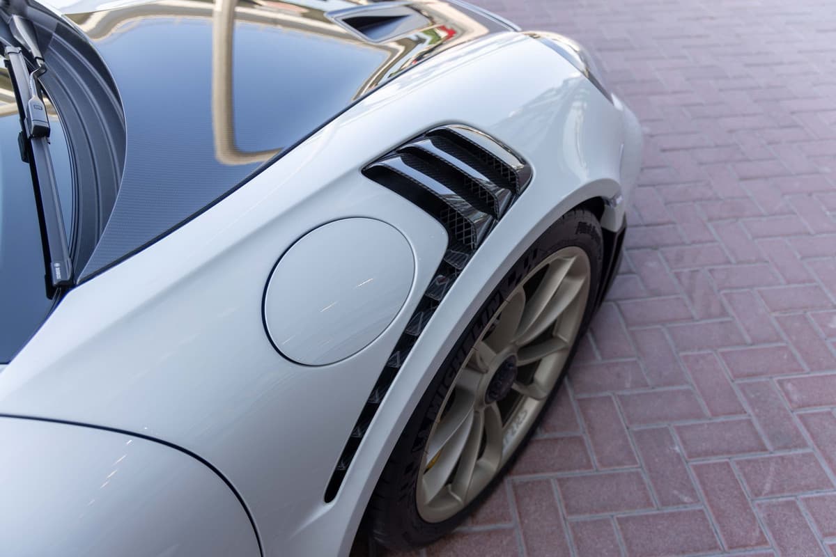 image 14 of car Porsche 911 GT2 RS