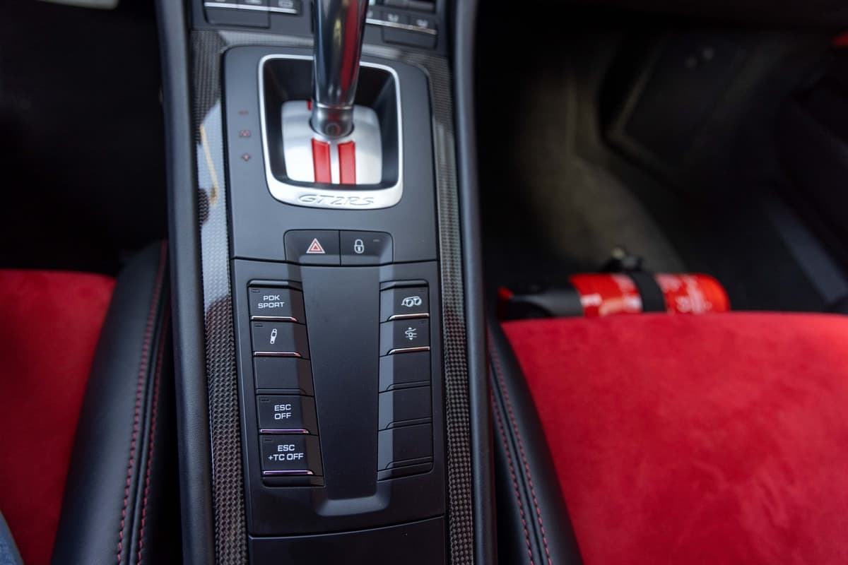 image 37 of car Porsche 911 GT2 RS