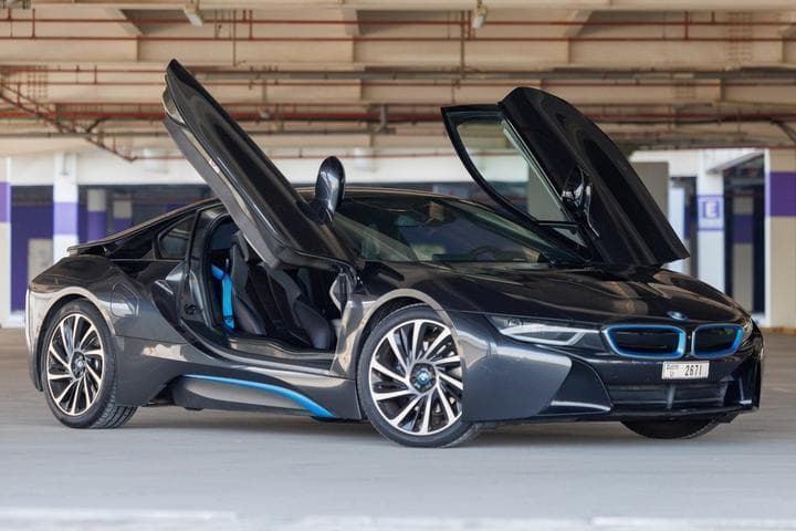 main_image of BMW i8