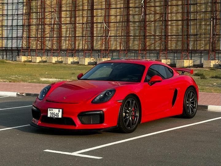 main_image of Porsche Cayman GT4