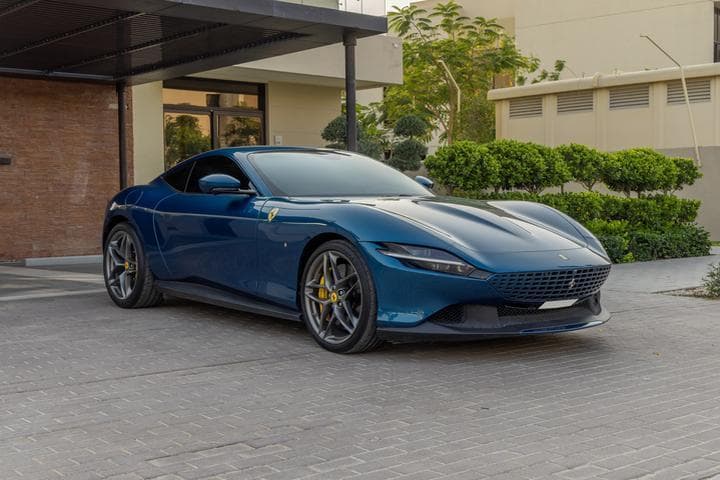 main_image of Ferrari Roma