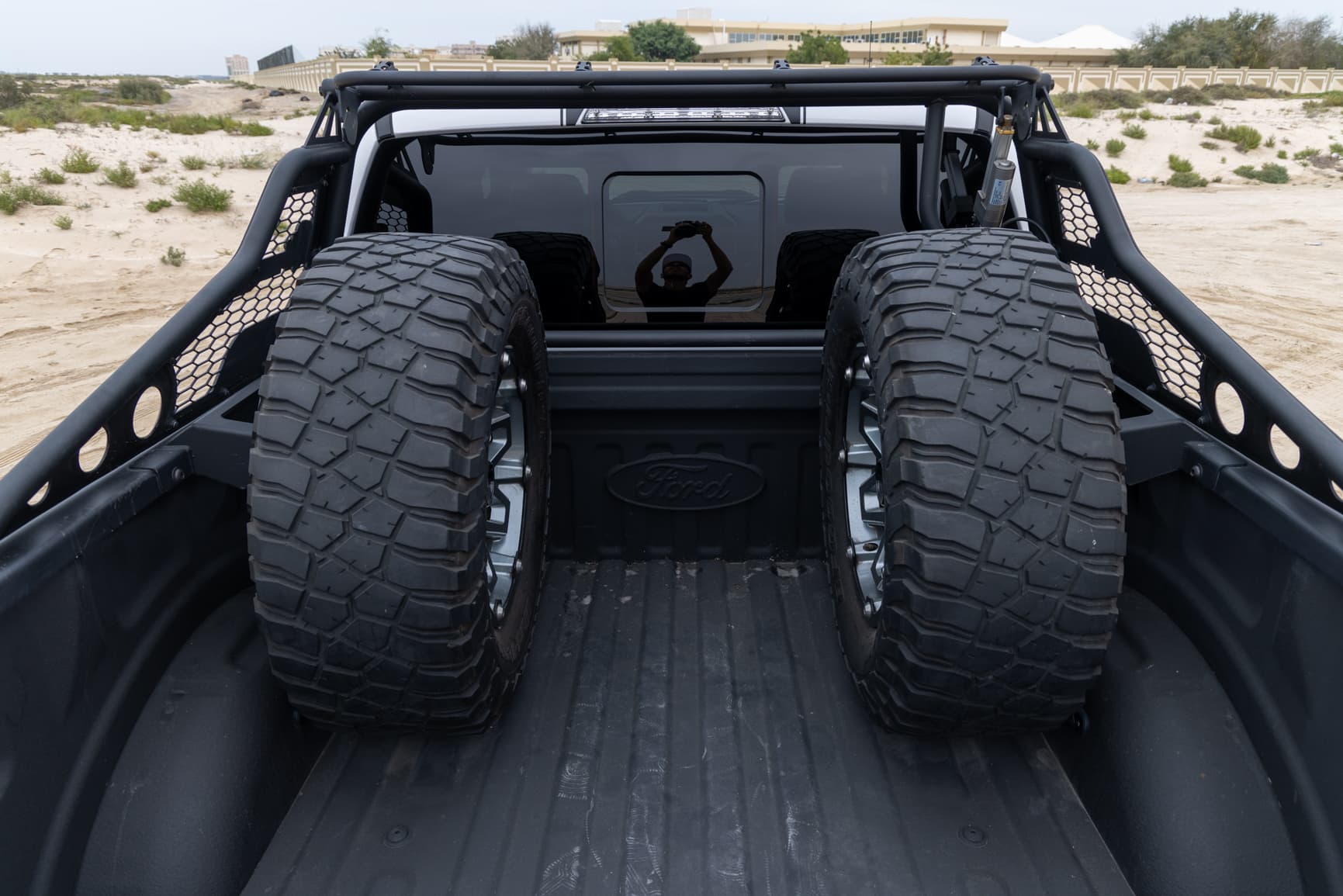 image 29 of car Ford F-150 Shelby Baja Raptor