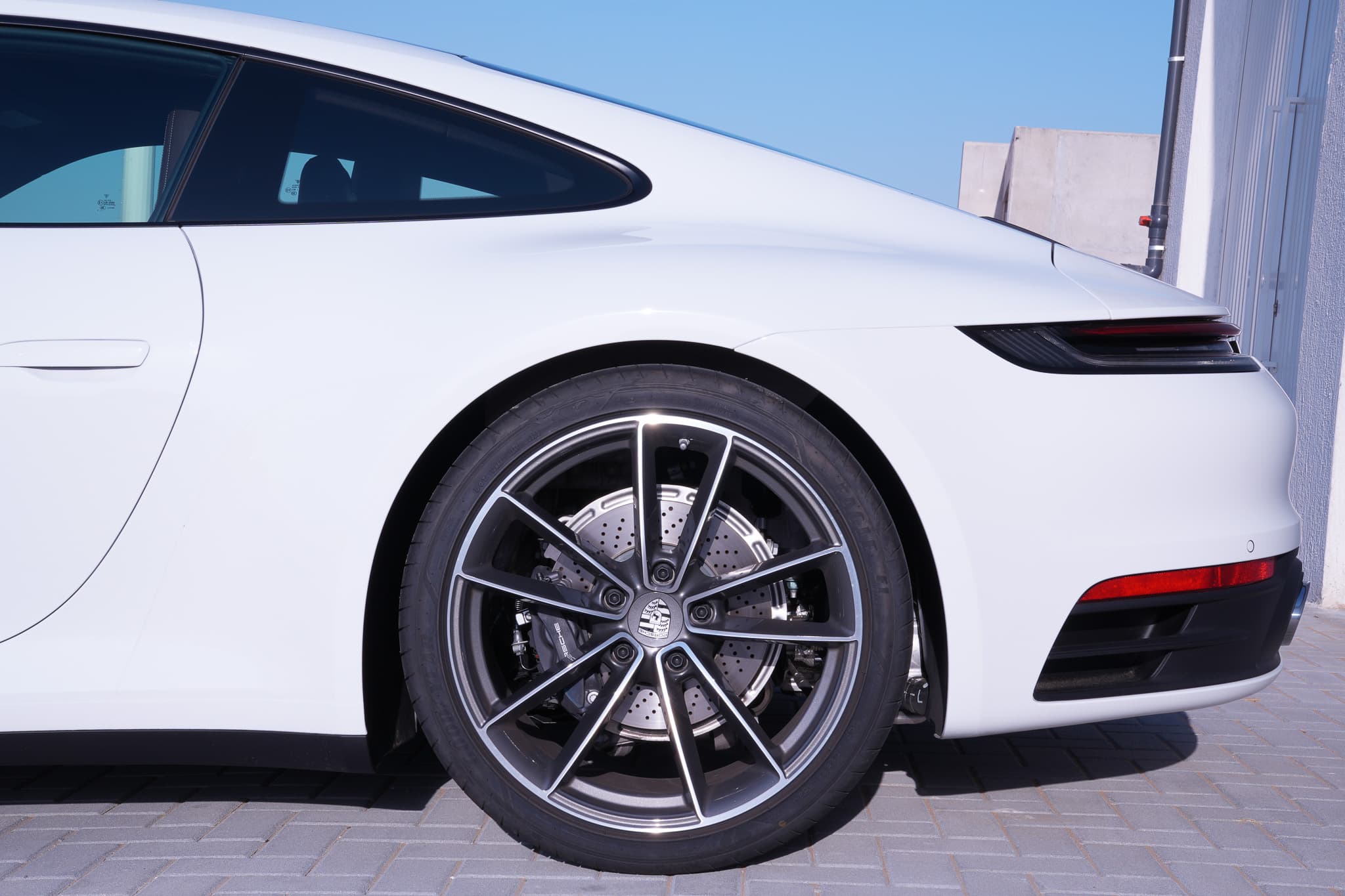 image 3 of car Porsche 911 Carrera