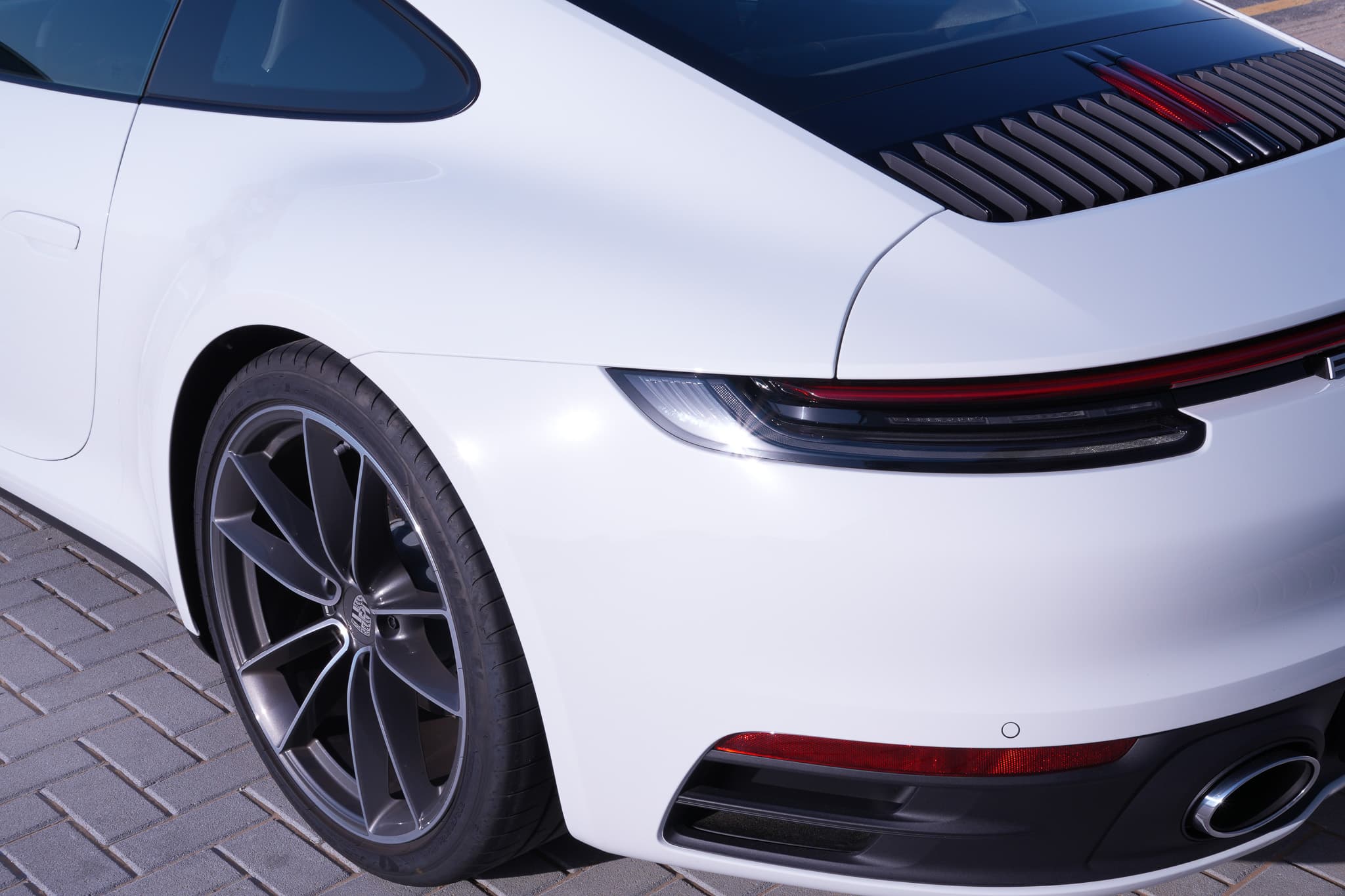 image 16 of car Porsche 911 Carrera
