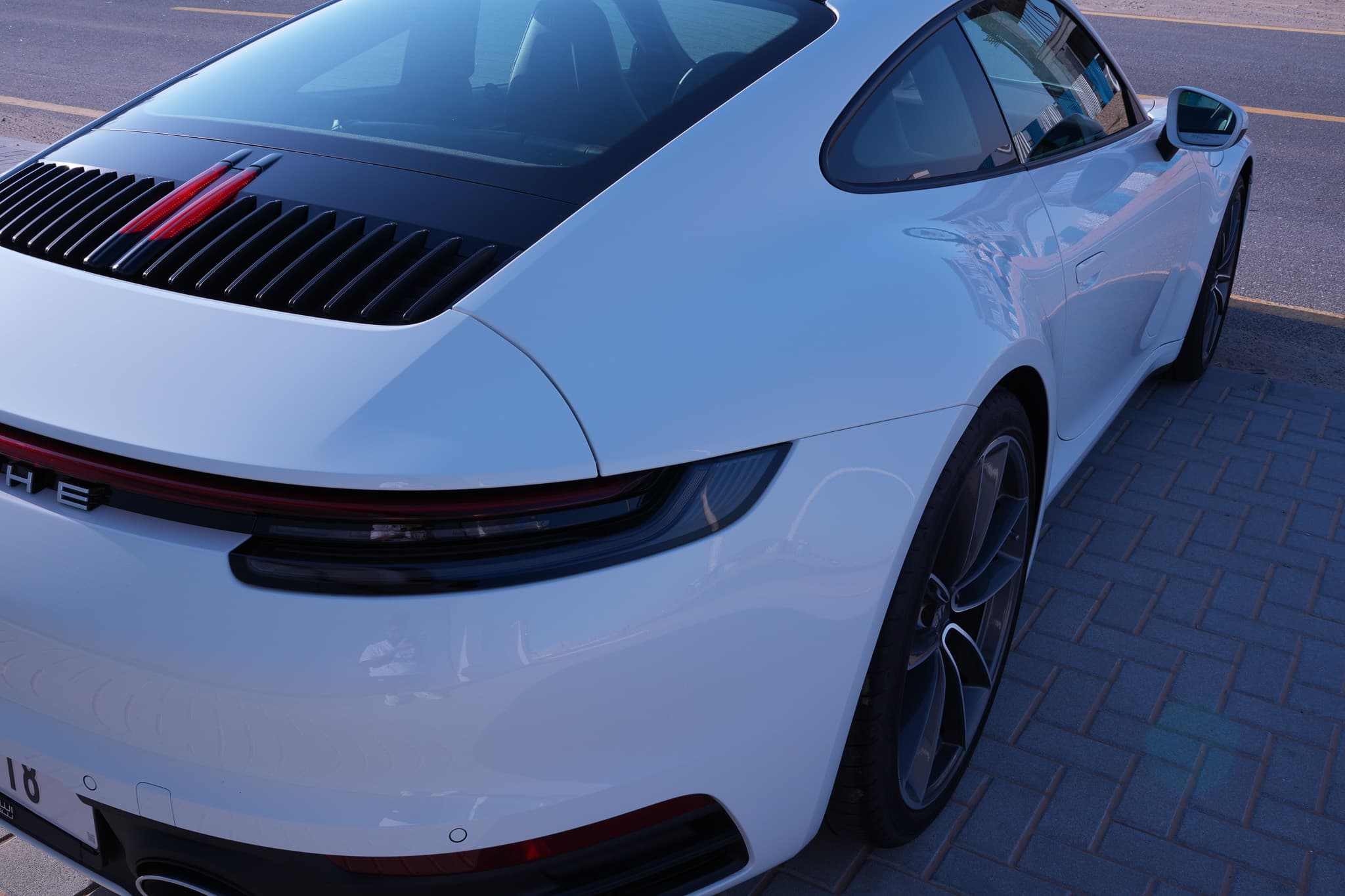 image 17 of car Porsche 911 Carrera
