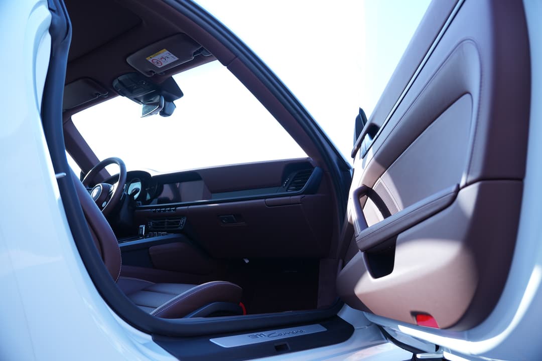 prev image