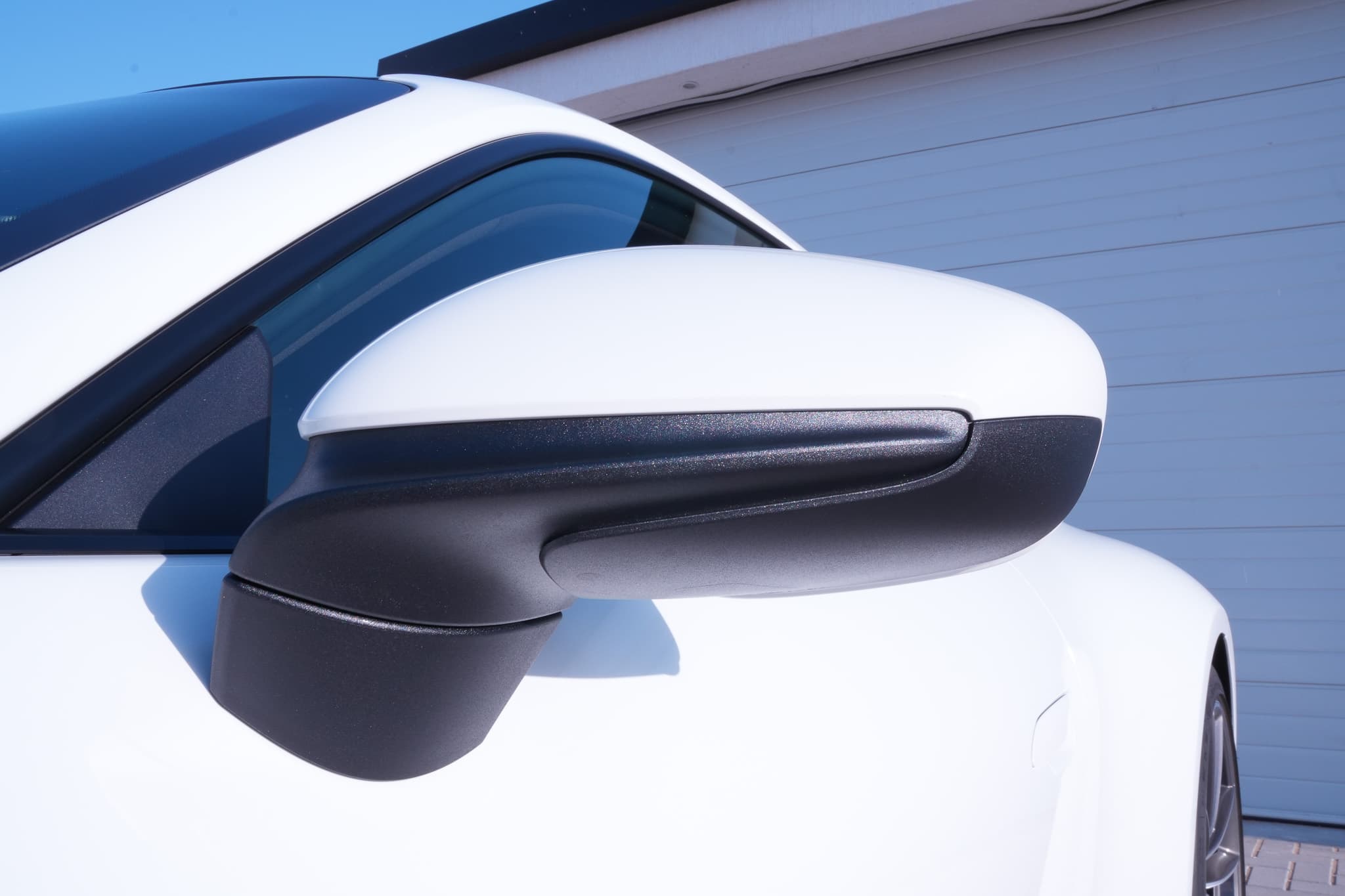 image 40 of car Porsche 911 Carrera