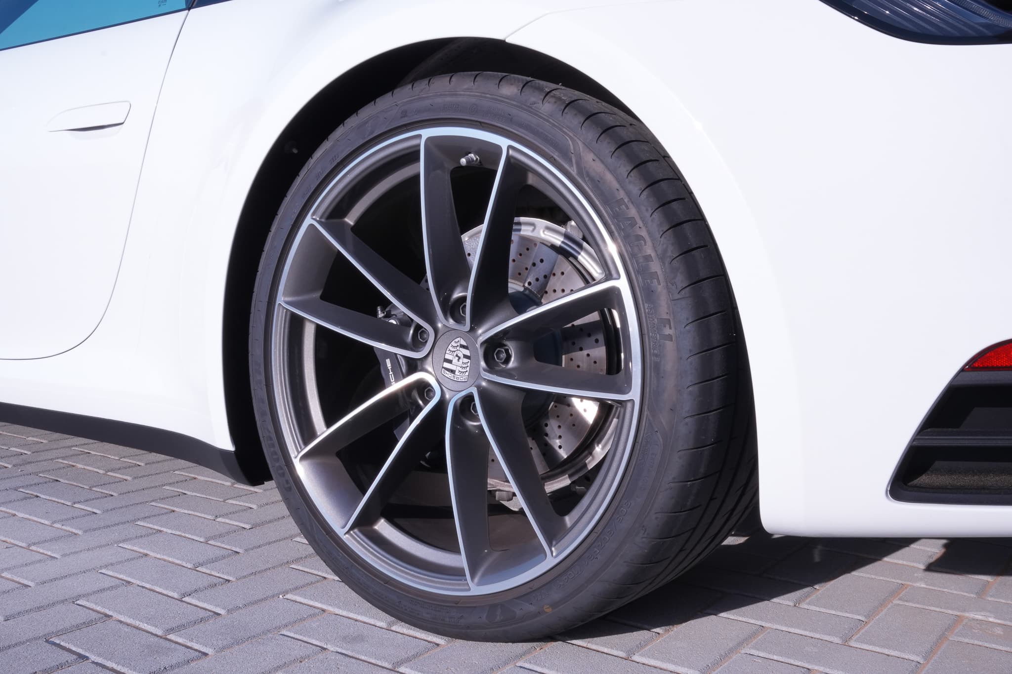 image 47 of car Porsche 911 Carrera