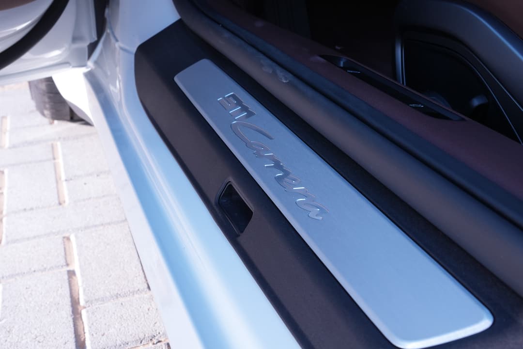 prev image