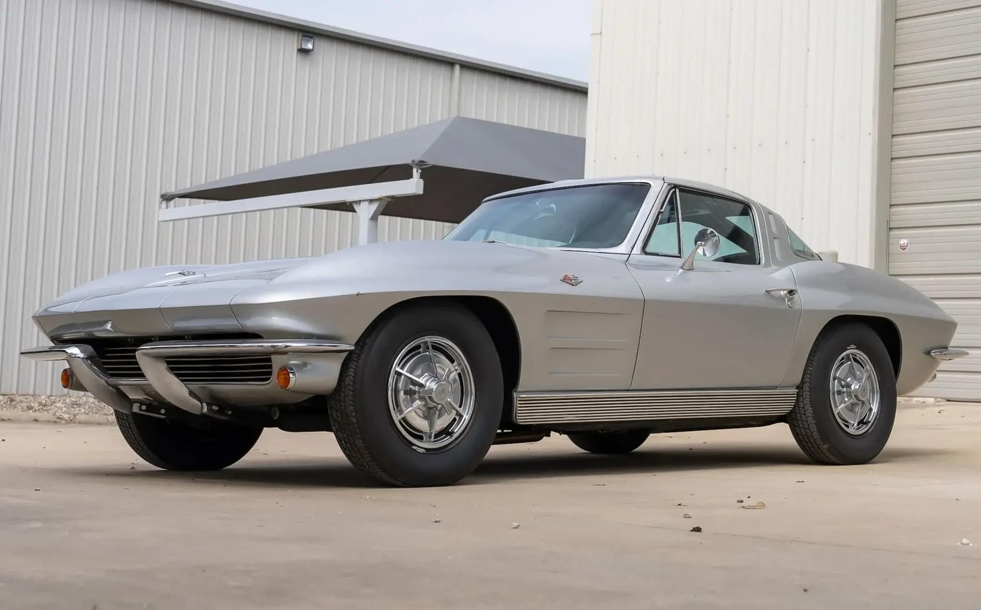 main_image of Chevrolet Corvette Split-Window Coupe