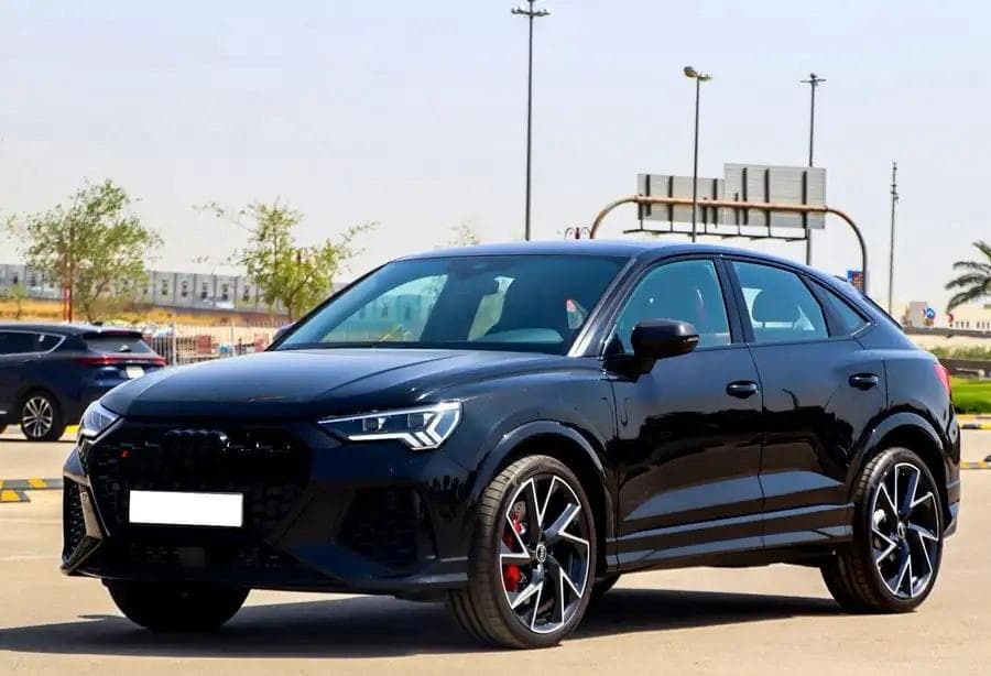 main_image of Audi RSQ3