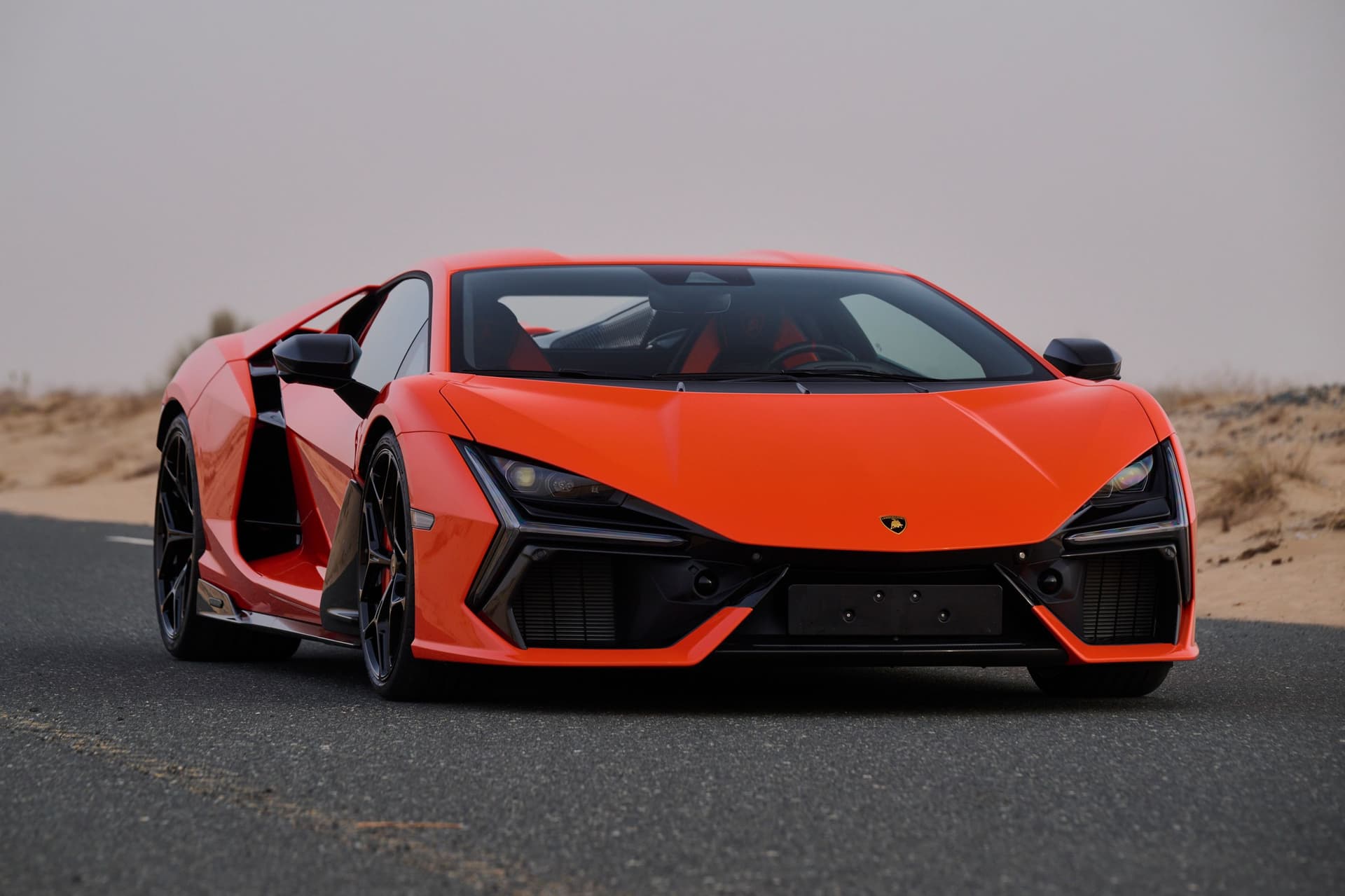 main_image of Lamborghini Revuelto