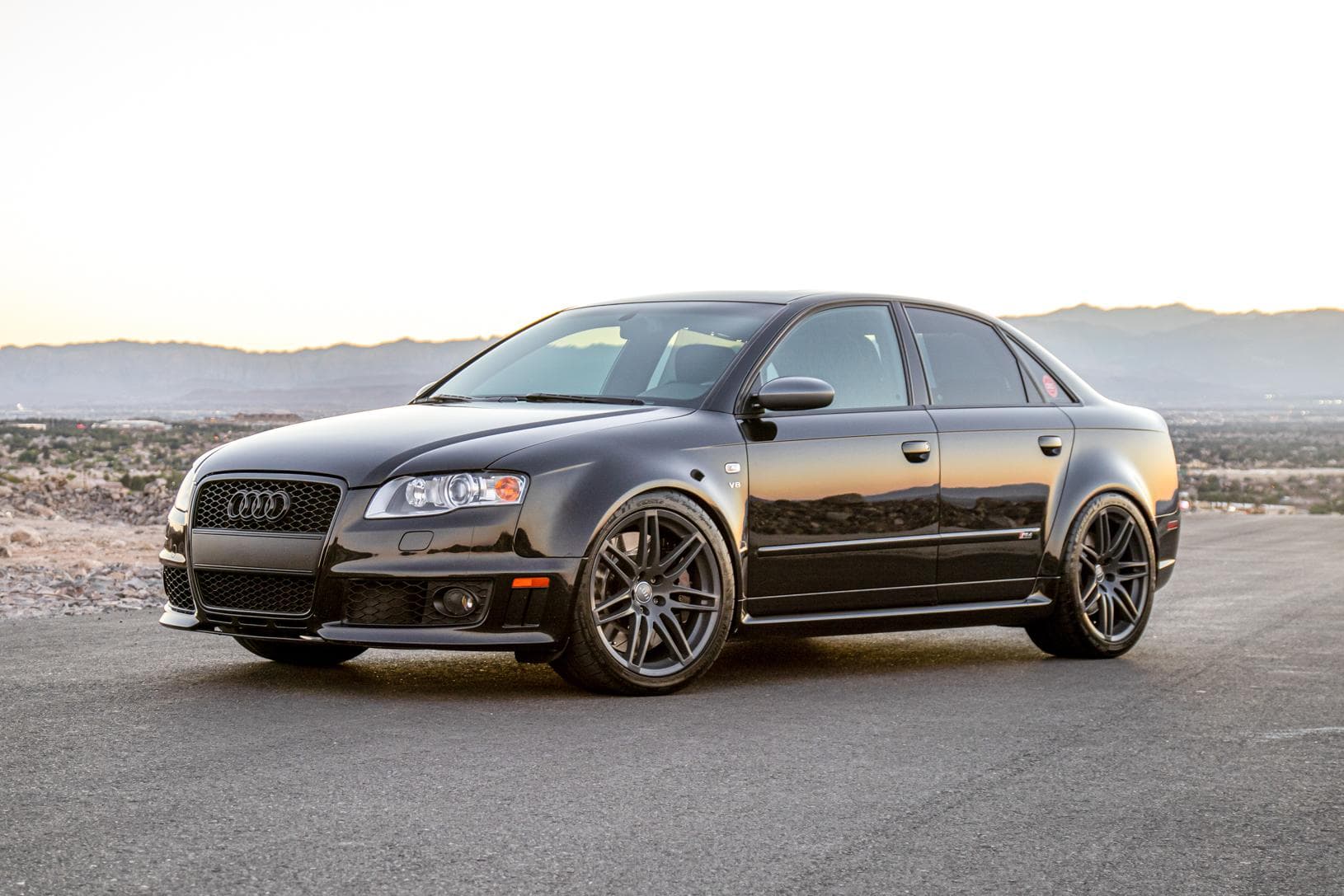 main_image of Audi RS4
